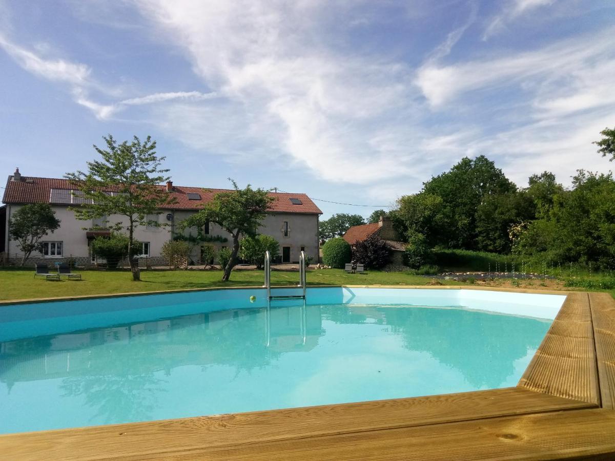 Chambres D'Hotes Quatre Mains Saint-Priest-des-Champs Zewnętrze zdjęcie