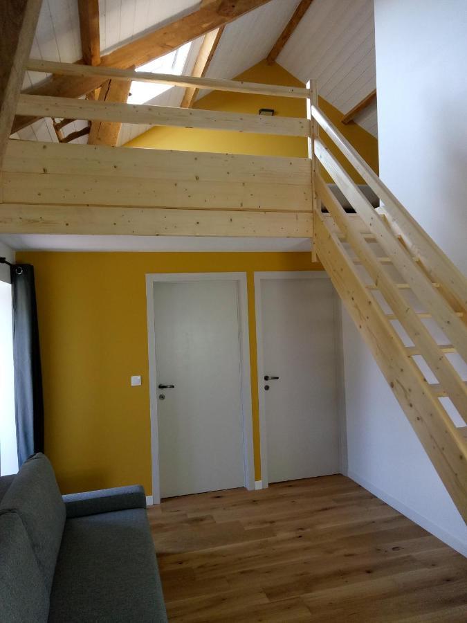 Chambres D'Hotes Quatre Mains Saint-Priest-des-Champs Zewnętrze zdjęcie